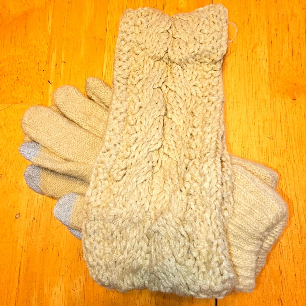 Cable Knit Headband & Touch Screen Knit Gloves🧤🧣